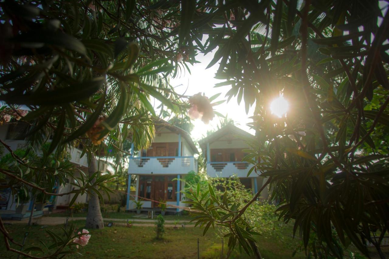 Dinuda Resort Kalpitiya